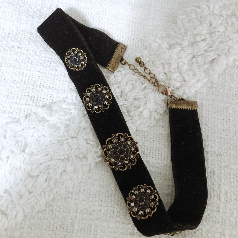 UO Choker